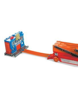 HOT WHEELS TRANSPORTER DO PRZEWOZU AUT GHR48